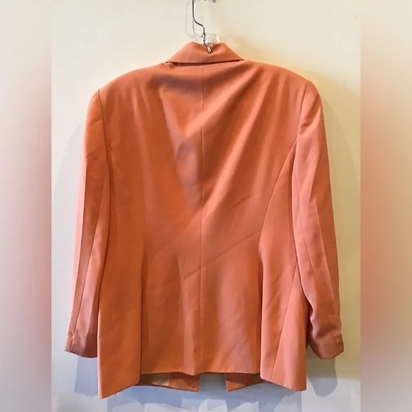 Women’s 2pc Frances La Vie suit with skirt Sz 10 peach 🍑 colored - Picture 2 of 6